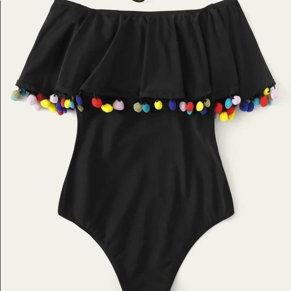 Pom Pom Trim flounce one piece swimsuit SHEIN - Picture 1 of 4